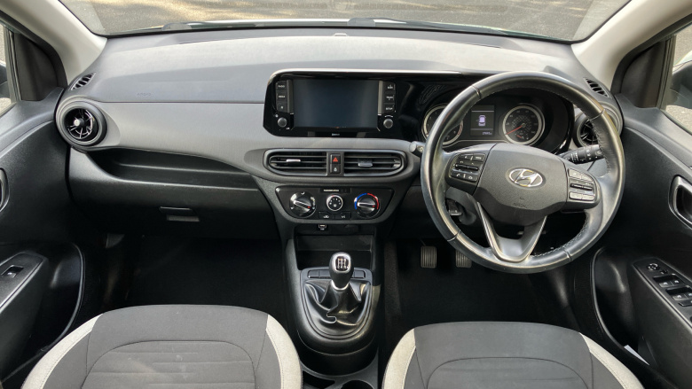 Hyundai i10 1.0 MPi SE Connect 5dr Petrol Hatchback